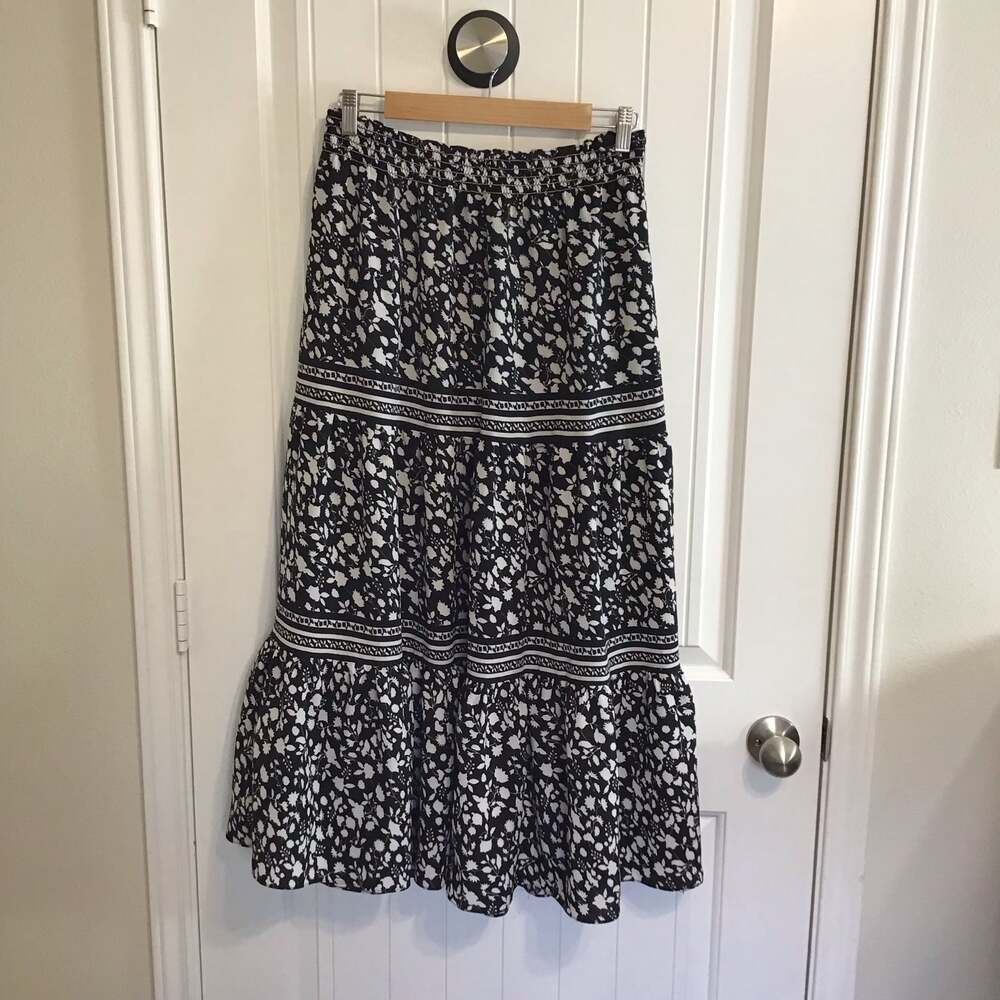 Max Studio Black White Floral Tiered Smocked Waist Maxi Skirt Medium Chic - Picture 3 of 9